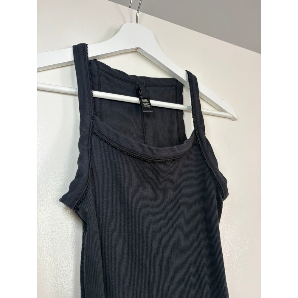 SKIMS Cotton Rib Tank Top Small Soot Black Picot Trim Scoop Neck Basic - Picture 3 of 6